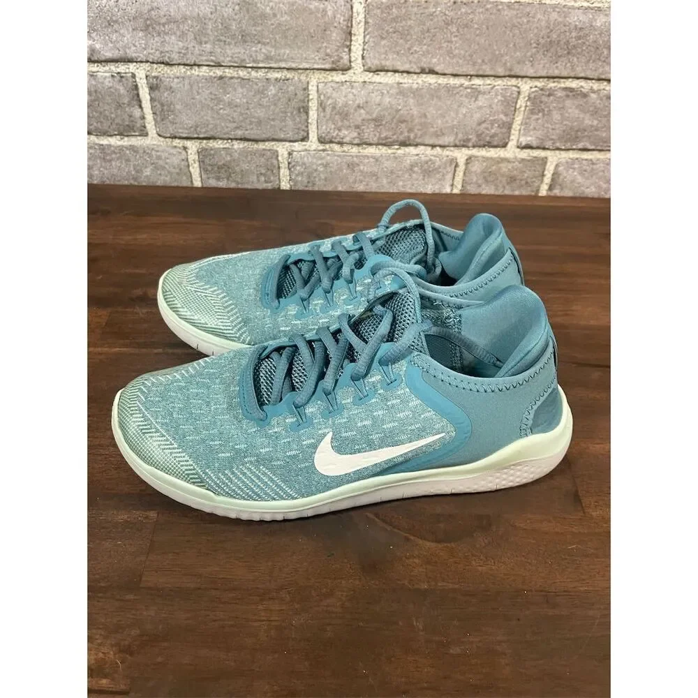 Nike Free RN Girls Athletic Shoes Blue Size 6.5 Youth Lightweight